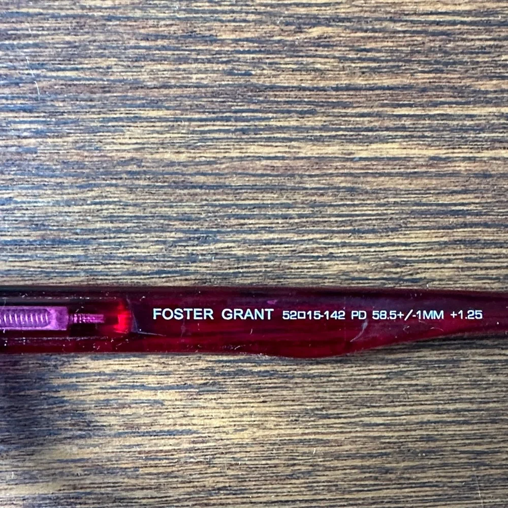 👓👓Foster Grant Burgundy and Crimson Reader Glasses👓👓
